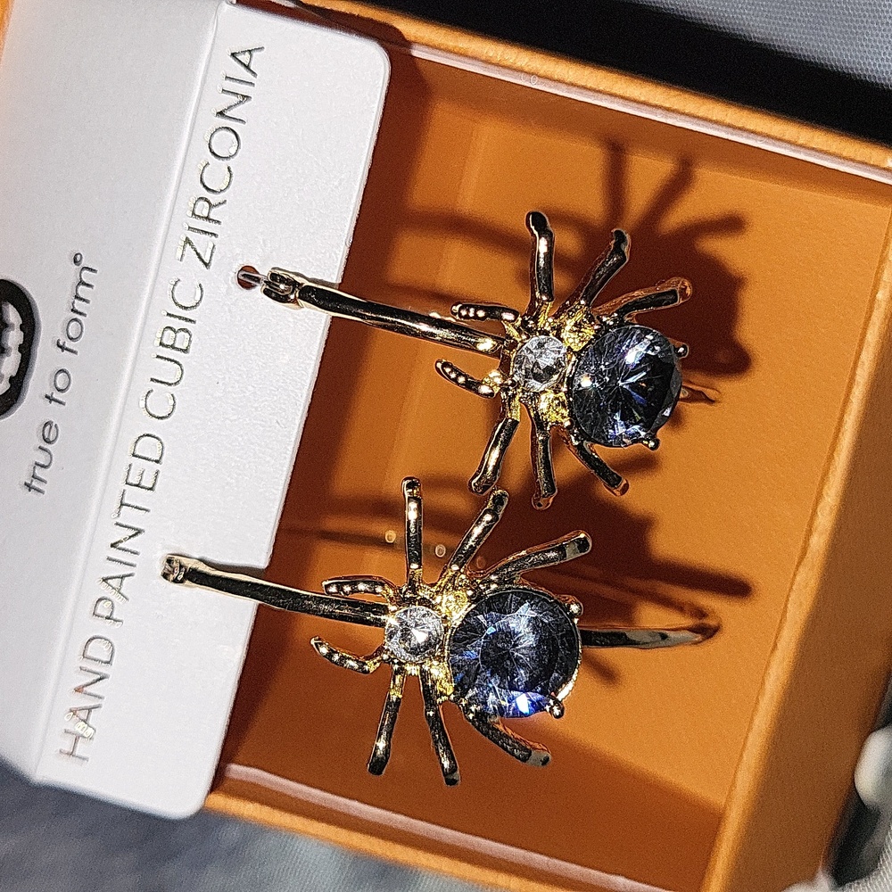 True To Form Spider gem hoop earrings BNIB